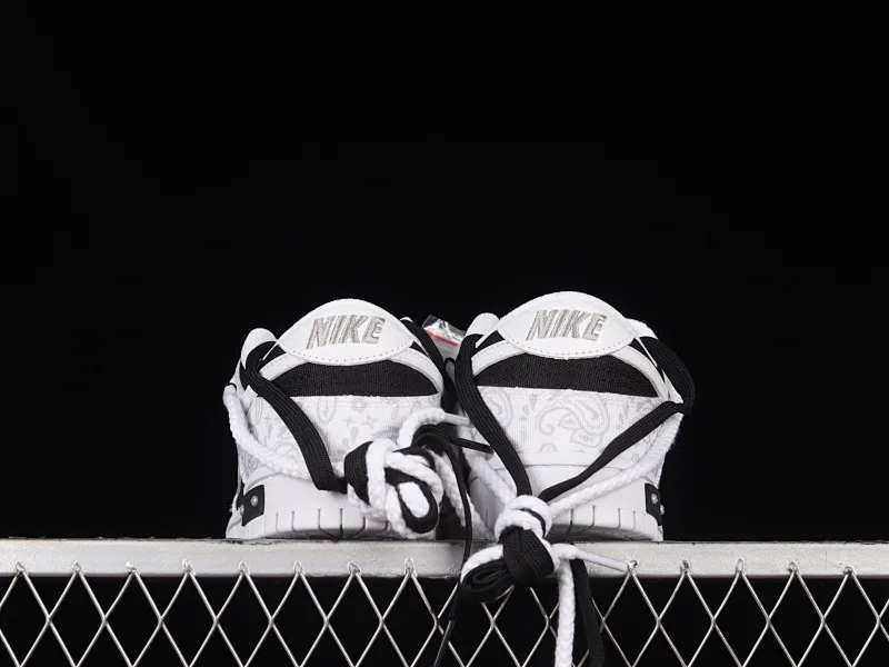 All categories Nk SB Dunk series Nk SB Dunk Low low-top sneakers Nk Dunk Low ESS reverse cashew flower micro industry customized version of deconstructed strap casual sneakers DJ9955-100